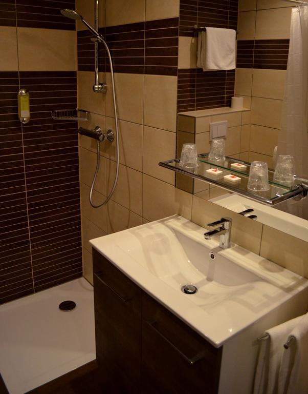 Hotel Restaurant La Couronne Roppenheim Phòng bức ảnh